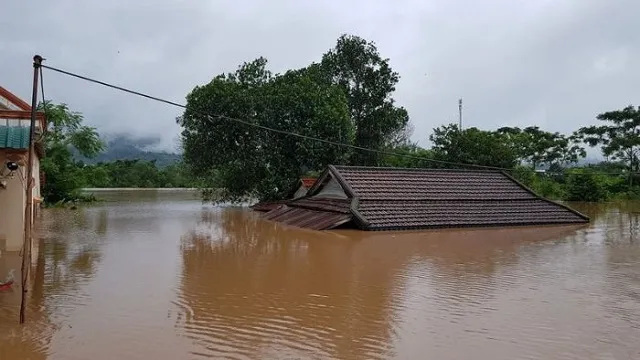 Mơ thấy nước ngập và chứa nhiều bùn bẩn phản ảnh sự tiêu cực đến với bạn